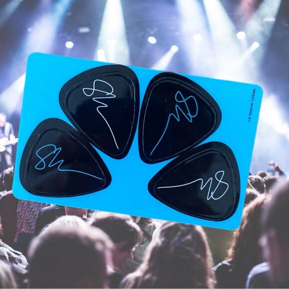 Shawn Mendez world tour guitar picks - Picture 2 of 3
